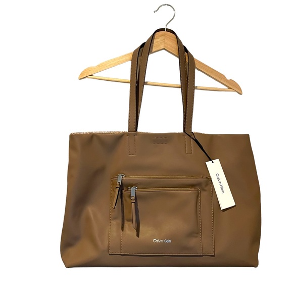 Calvin Klein Tan Tote Purse Shoulder Bag New With Tags - Picture 2 of 9